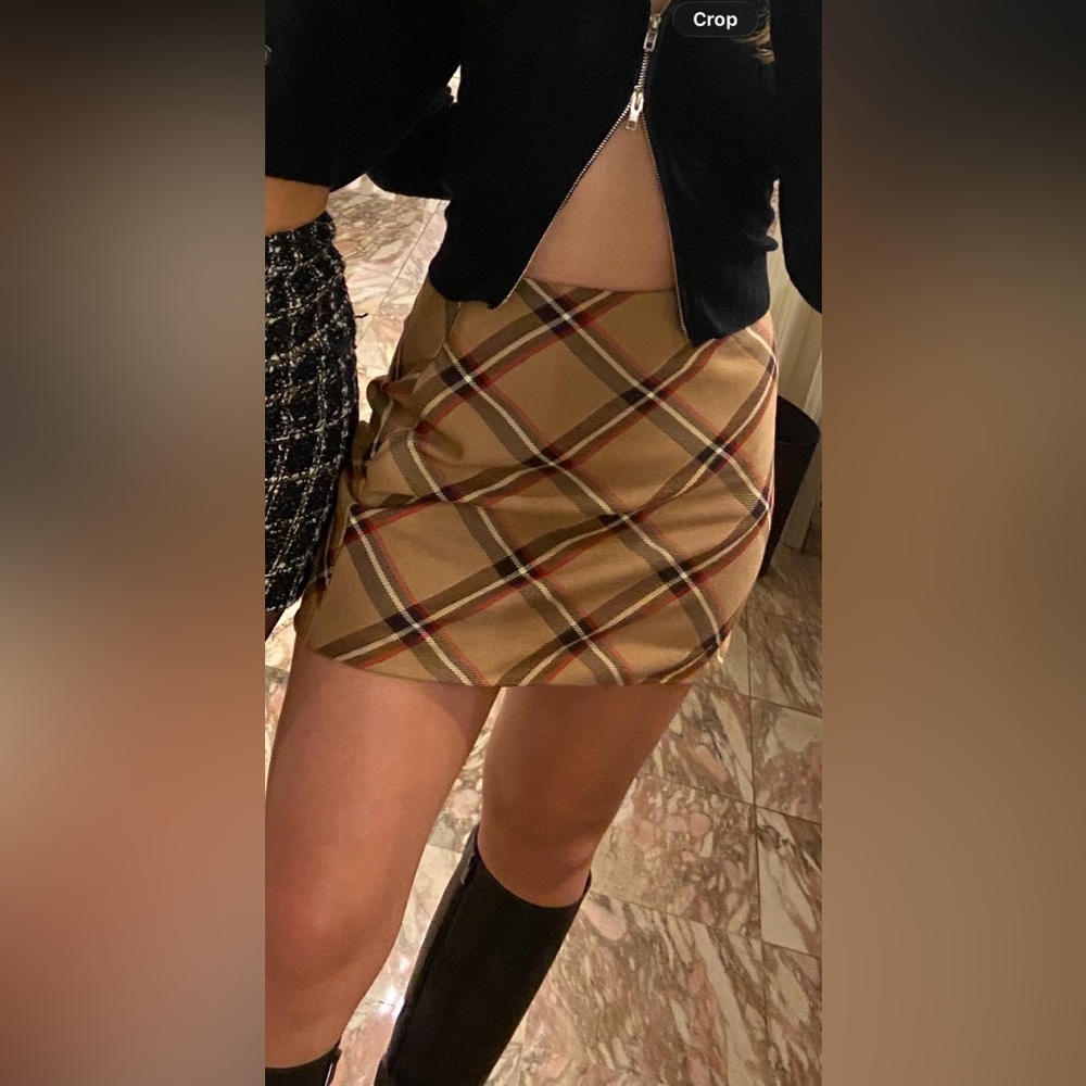 Timeless Plaid Mini Skirt - Picture 5 of 5